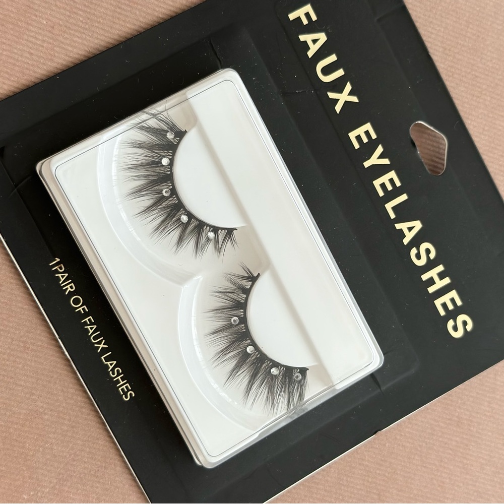 Faux Mink Eyelashes with Crystals